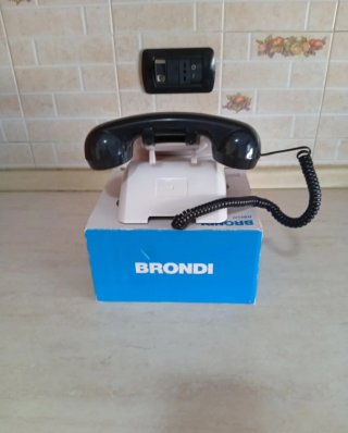 Hallo Brondi Black and White