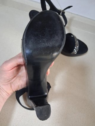 Sandalias tacón Gloria Ortiz negras