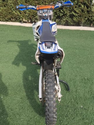 Yamaha YZ85 Motocross Azul/Blanco + Equipación