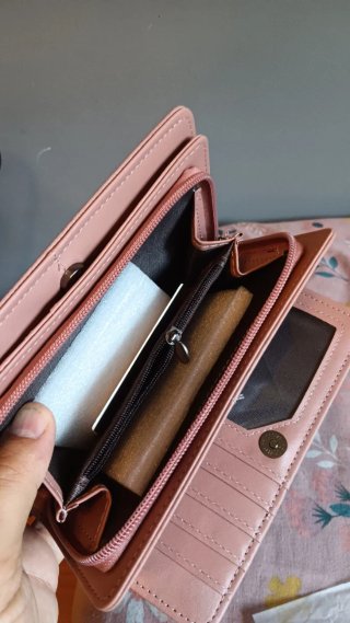 Cartera de mano rosa
