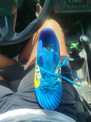 Botas de fútbol Nike multitacos