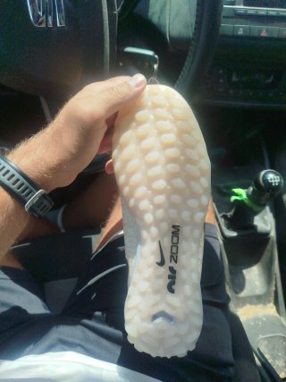 Botas de fútbol Nike multitacos