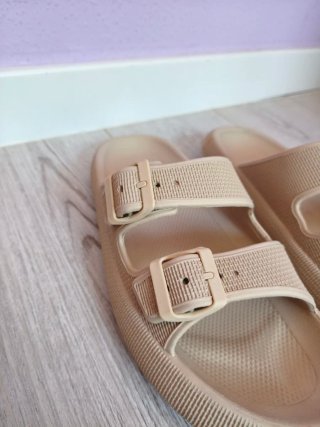 Chanclas Beige Talla 40