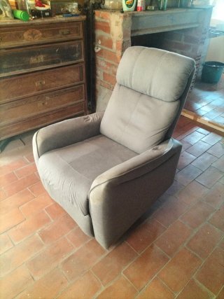 Sillón butaca gris tela