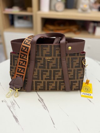 Bolso Marrón Elegante