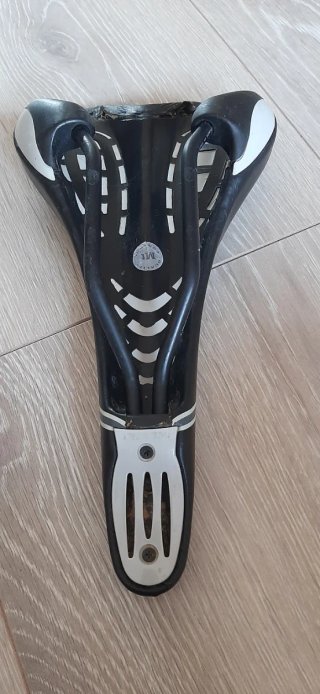 Sillín Selle Italia Negro en muy bien estado