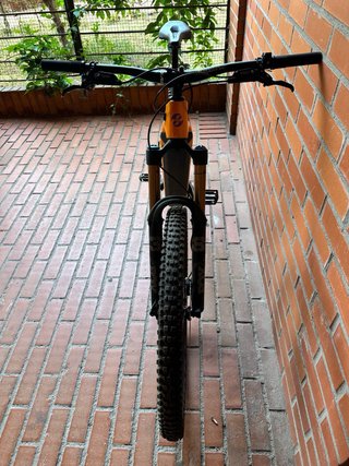 GHOST E-Riot 2025 Full Party 800wh Talla M