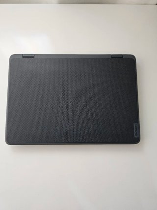 Portátil Lenovo Táctil Intel