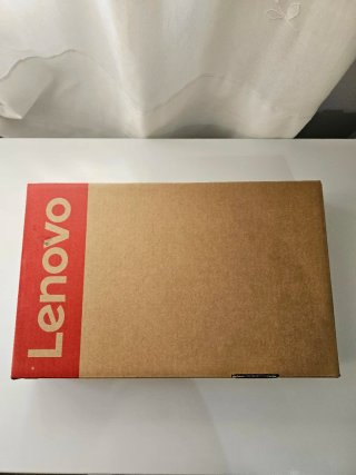 Portátil Lenovo Táctil Intel