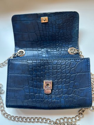 Borsa Valentino blu con dettagli dorati