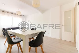Piso en venta en San Fermín en Madrid