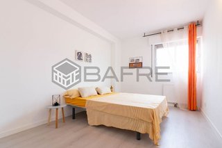 Piso en venta en San Fermín en Madrid