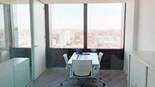 Oficina en alquiler en Castillejos en Madrid