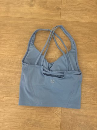 Top deportivo Hollister azul