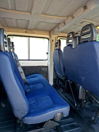 Peugeot 9 plaza HDI 229.000 km con todos los extra