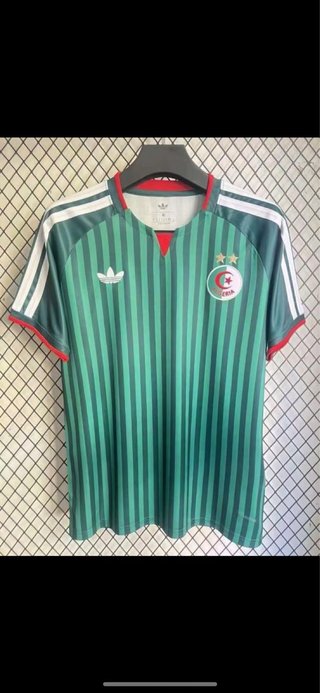 Maglietta da calcio Adidas a righe verdi
