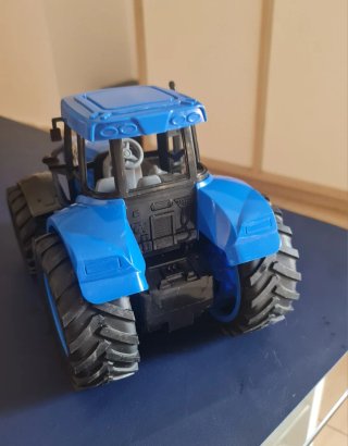 Tractor de Juguete Azul