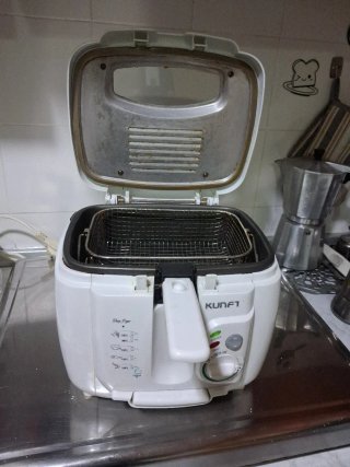 Freidora de aceite KUNFT