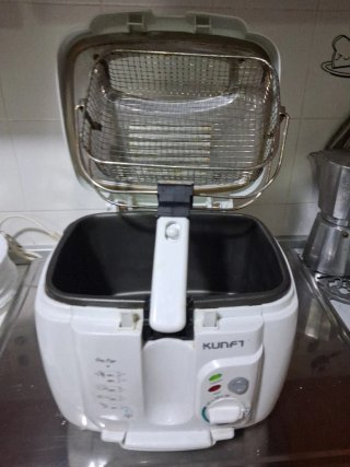 Freidora de aceite KUNFT