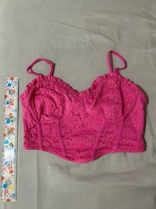 Top rosa encaje talla S Stradivarius casi nuevo
