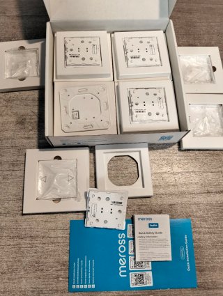 Pack di 4 Interruttori WiFi Persiane Meross Matter