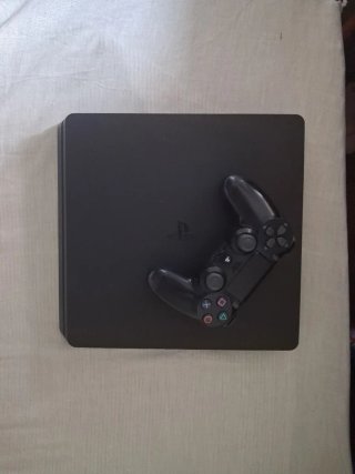 Consola PS4 1TB Negra