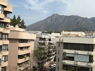 Piso en venta en Playa Bajadilla - Puertos en Marbella