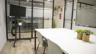 Oficina en alquiler en Nueva España en Madrid
