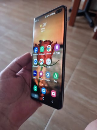 Samsung Galaxy S10+ Funda Morada