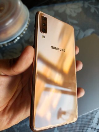 Samsung Galaxy A7 Dorado