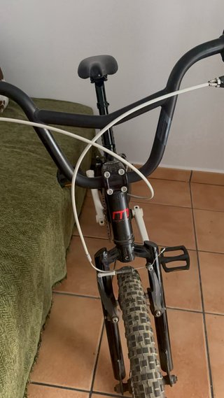 Bicicleta BMX Negra 20”