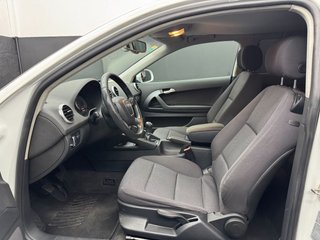 AUDI A3 1.6 TDI 105cv Attraction