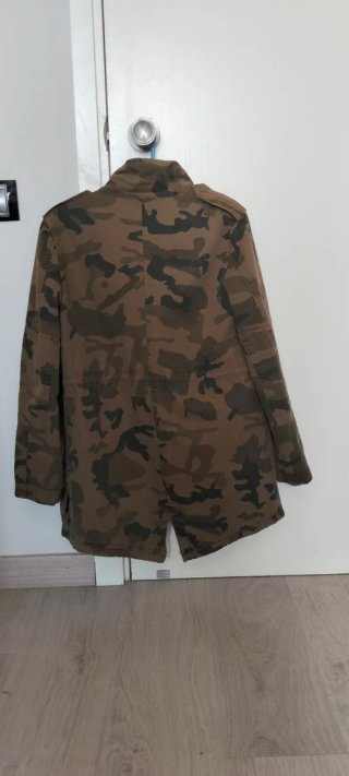 Chaqueta militar camuflaje
