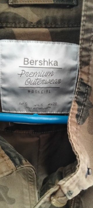 Chaqueta militar camuflaje