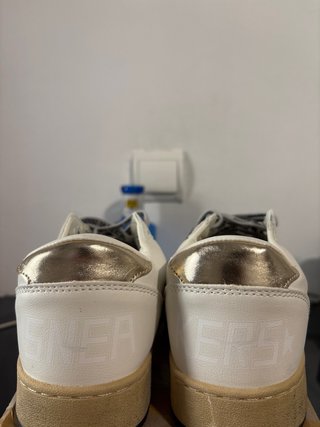 Zapatillas Golden Goose Blancas y Doradas