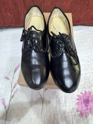 Zapatos de baile gallego negros
