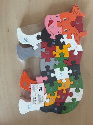 Puzzle infantil de madera letras y números
