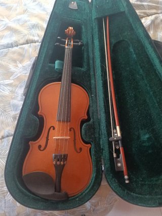 Violín Bernad 1/4 con Arco
