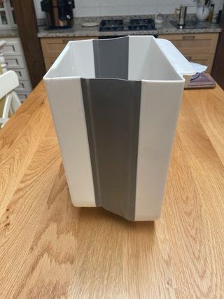 Cubo basura plegable para caravana