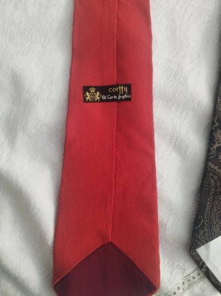 Corbatas Roja y Cachemir
