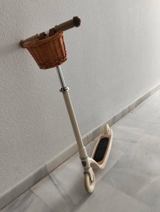 Patinete Banwood con cesta