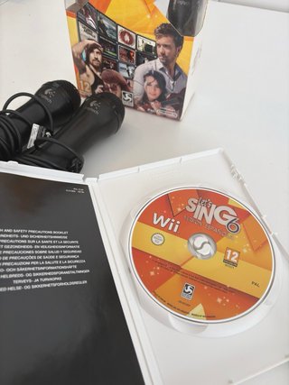 Pack Wii Let's Sing 6 + 2 Micrófonos