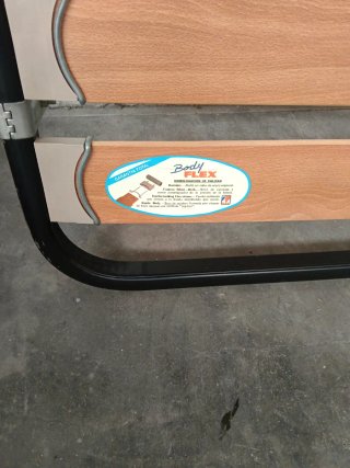 Somier 135cm Robusto con Patas