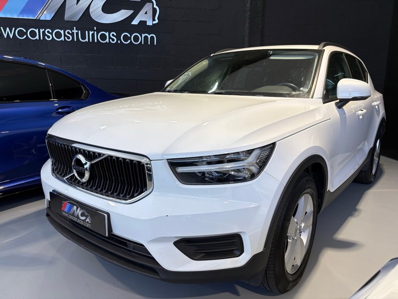 Volvo XC40 Automatico 2022 - foto 1