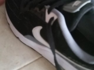Zapatillas Nike Negras y Grises 26cm