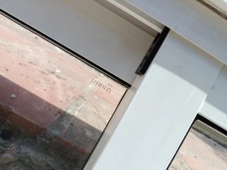 Ventana 140x135 con climalit persiana Eléctrica.