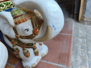 Figura de elefante decorativo