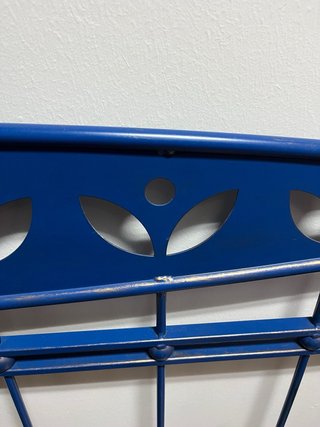 Cabecero de forja azul