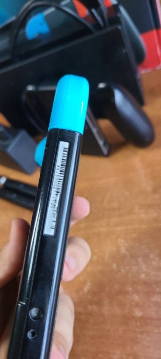 Nintendo Switch completa con caja