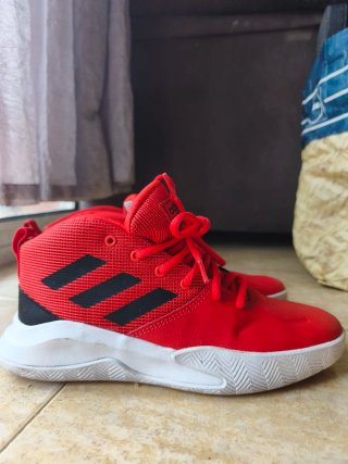 Zapatillas Adidas Deportivas Rojas y Blancas